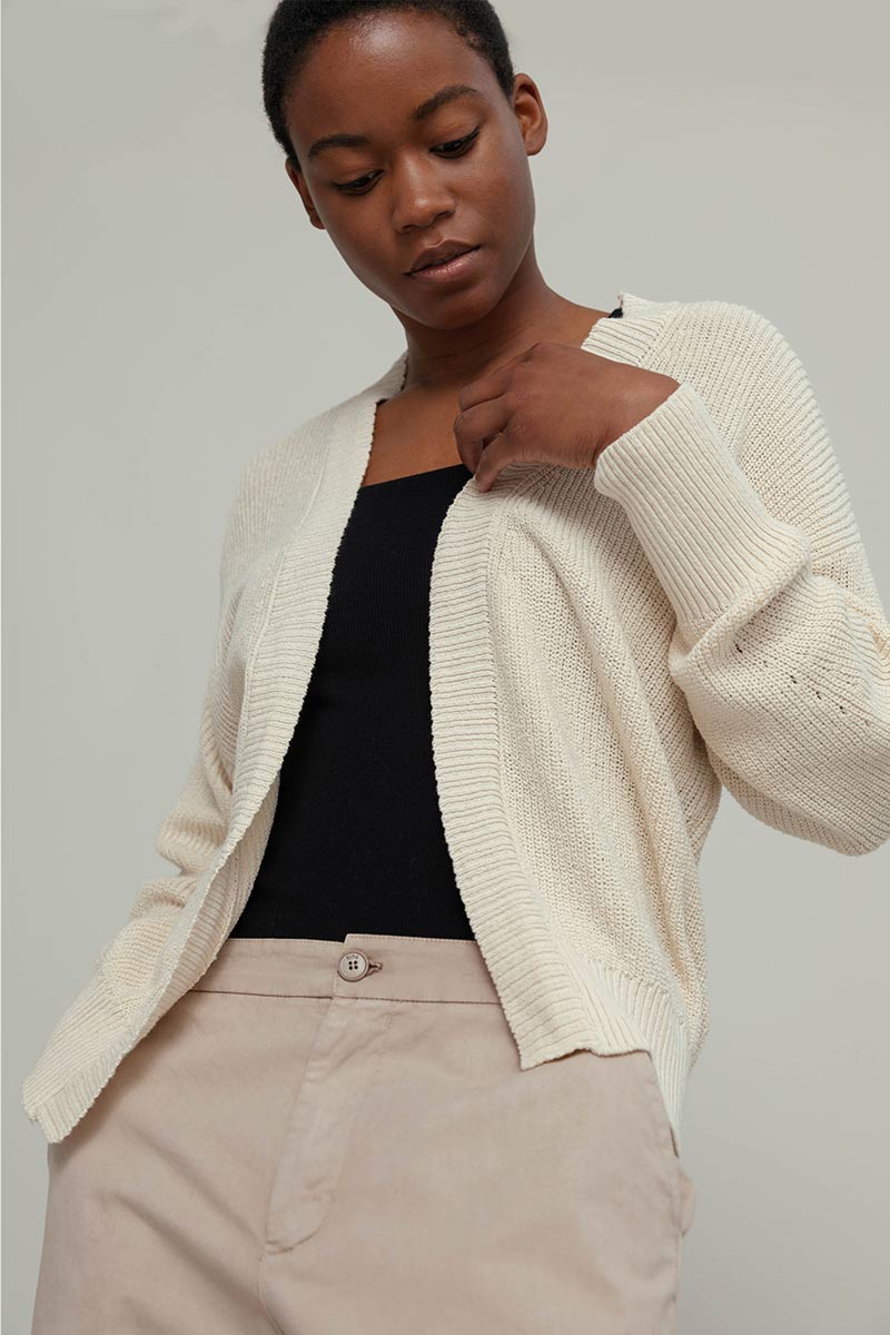 weisser-cardigan-325eoj.jpg